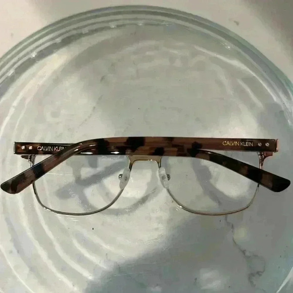 Calvin Klein prescription glasses frames - Picture 6 of 7